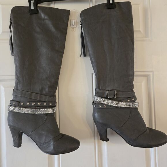 Vanity Gray Studded Rhinestone Knee High Boots Heeled Size 8.5 Alla VT - Picture 2 of 15